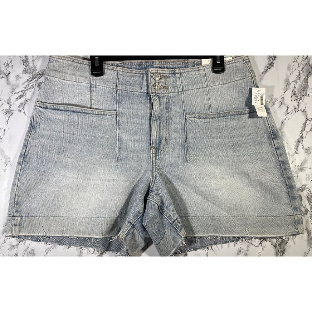 M Jeans by Maurices Womens 5" A-Line Short Curvy Fit 14W High Rise Comfort Stret